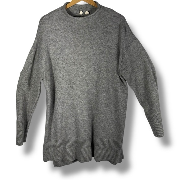 Anthropologie Moth Saskia Rolled Neck Tunic Sweater, Light Grey, Size Large - Picture 2 of 14